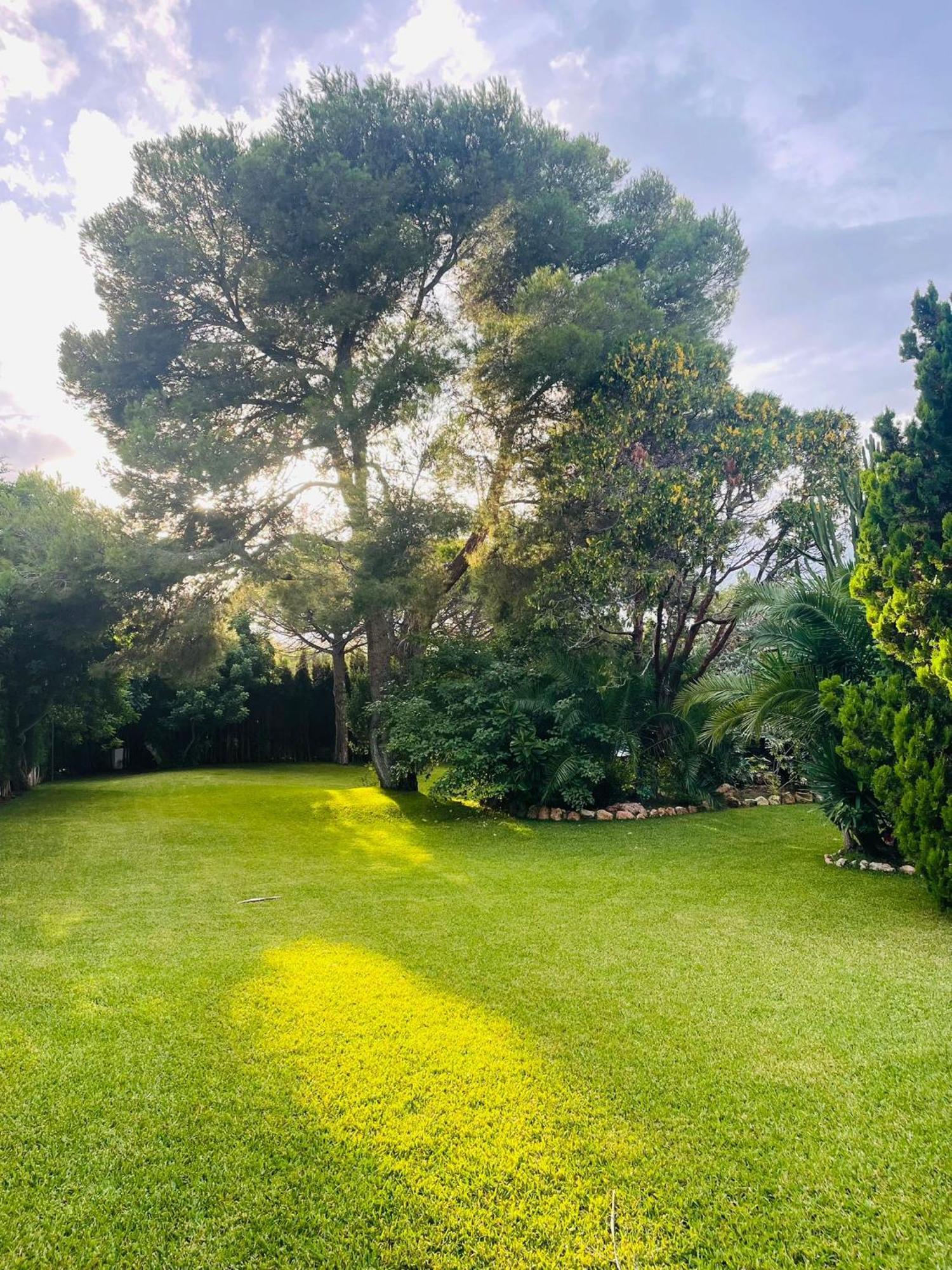 Casa mediterránea con gran jardín y piscina a 500 m de la playa Roda de Bará Exterior foto